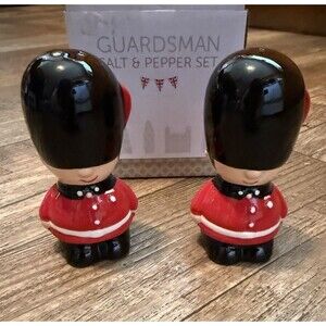 London Guardsman Ceramic Salt & Pepper Set - Cruet / Shakers - Brand New & Boxed
